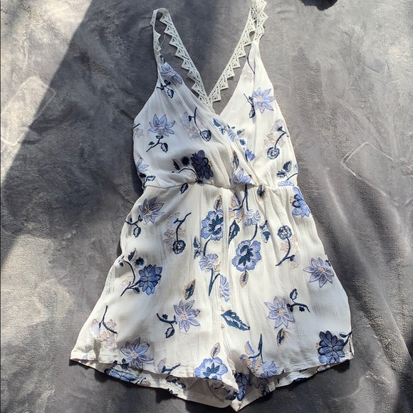 Lush Dresses & Skirts - Romper Lush Dresses & Skirts - Romper